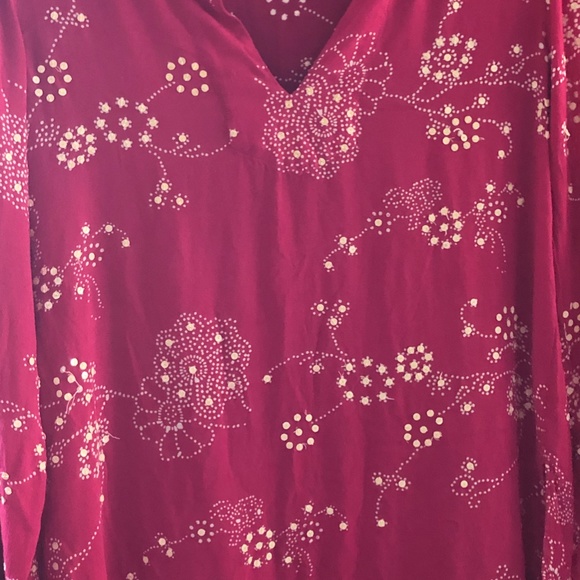 Rayon Decorated top Raspberry Red M - Picture 2 of 8